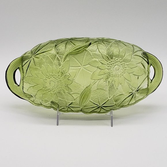 Indiana Glass Vintage Green Lily Pons Oval Handled Pickle or Relish Dish - Picture 12 of 14
